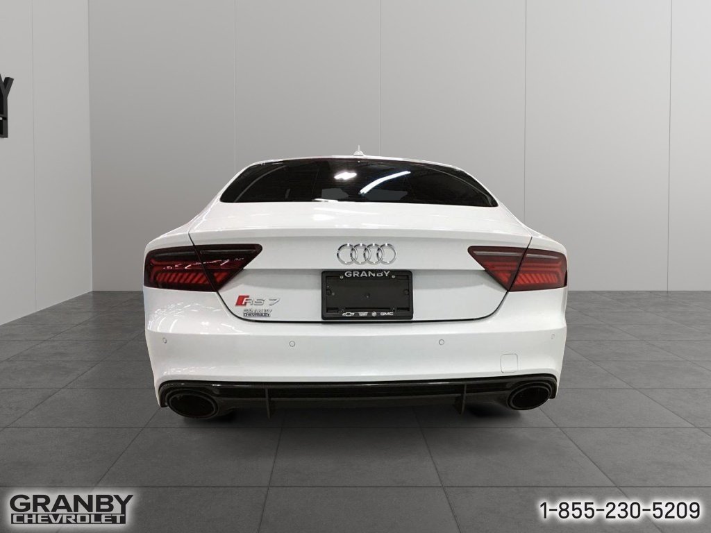 2016 Audi RS 7 in Granby, Quebec - 4 - w1024h768px