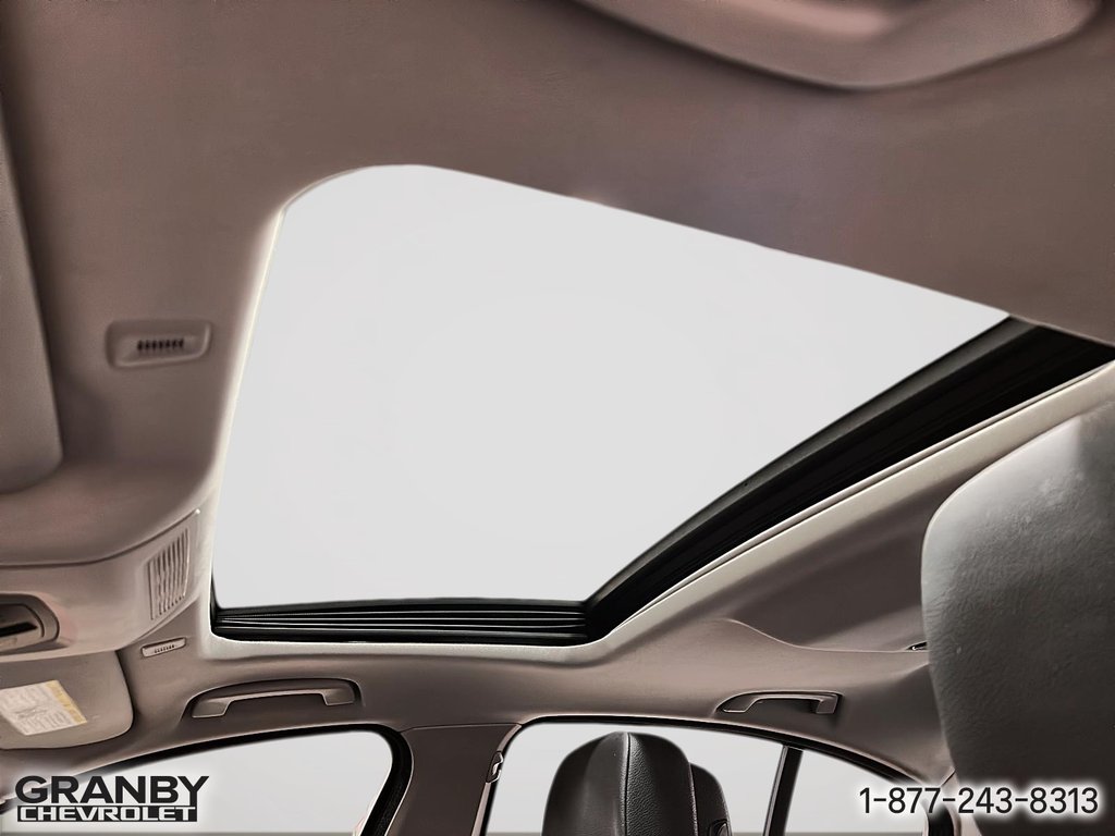 2013 BMW 5 Series 528i xDrive in Granby, Quebec - 19 - w1024h768px