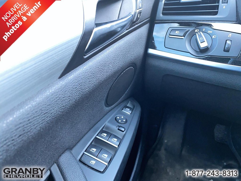 2016 BMW X3 in Granby, Quebec - 11 - w1024h768px