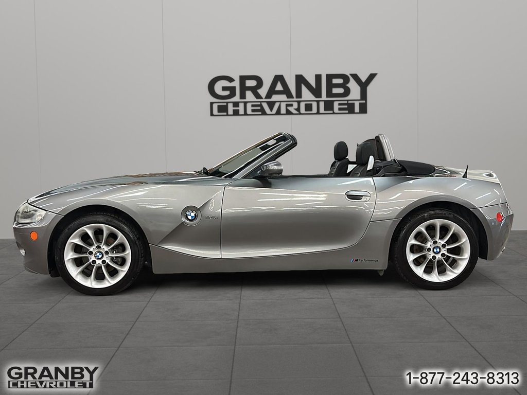 2005 BMW Z4 in Granby, Quebec - 8 - w1024h768px