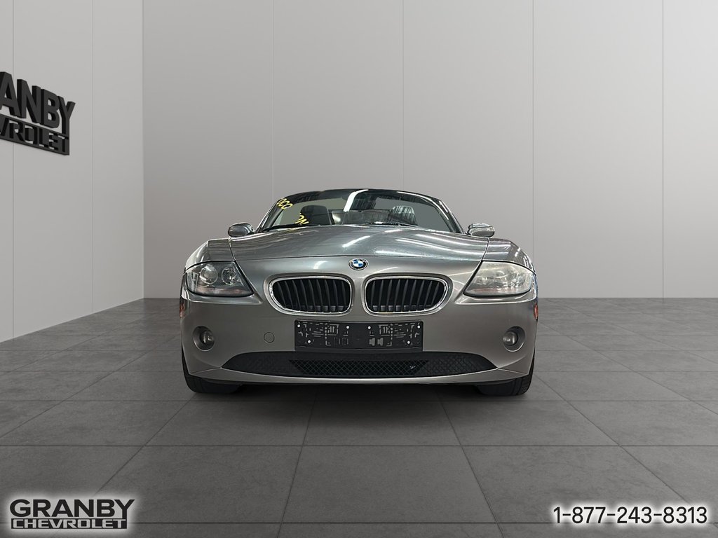 2005 BMW Z4 in Granby, Quebec - 2 - w1024h768px