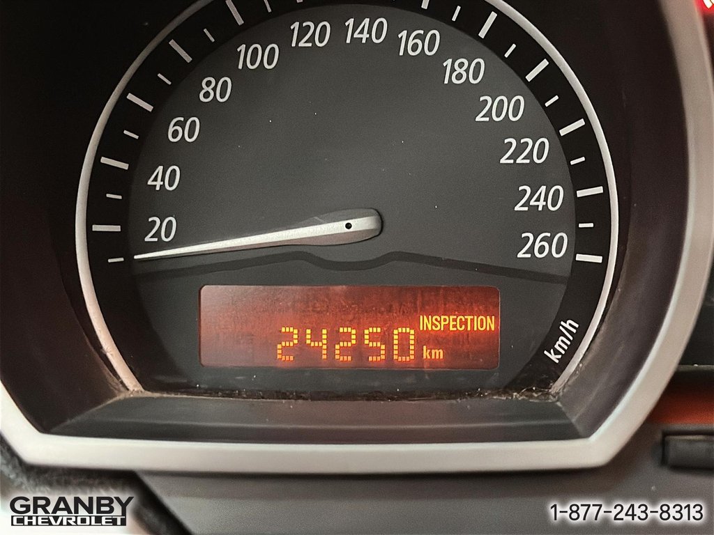 2005 BMW Z4 in Granby, Quebec - 15 - w1024h768px