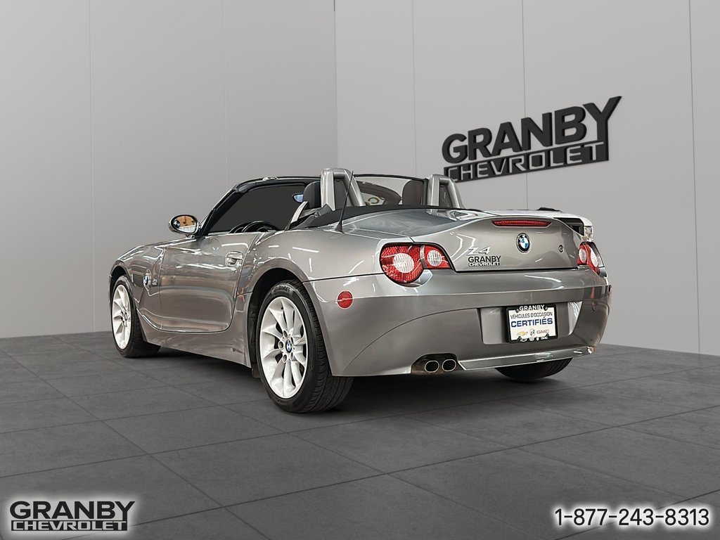 2005 BMW Z4 in Granby, Quebec - 7 - w1024h768px