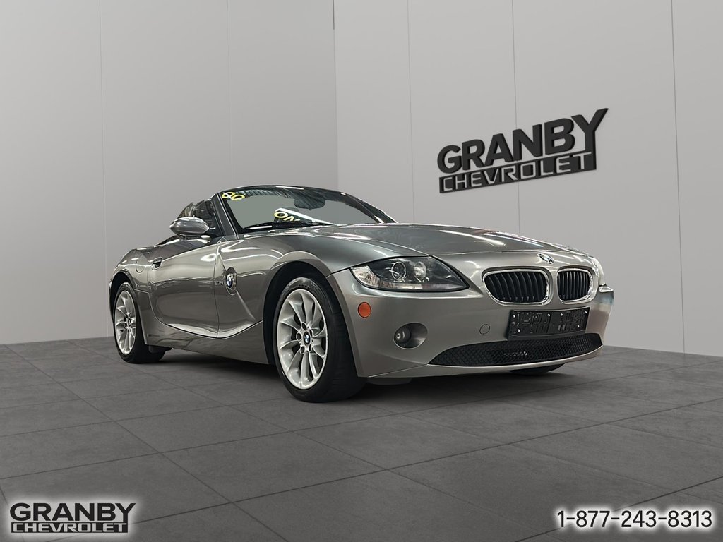 2005 BMW Z4 in Granby, Quebec - 3 - w1024h768px