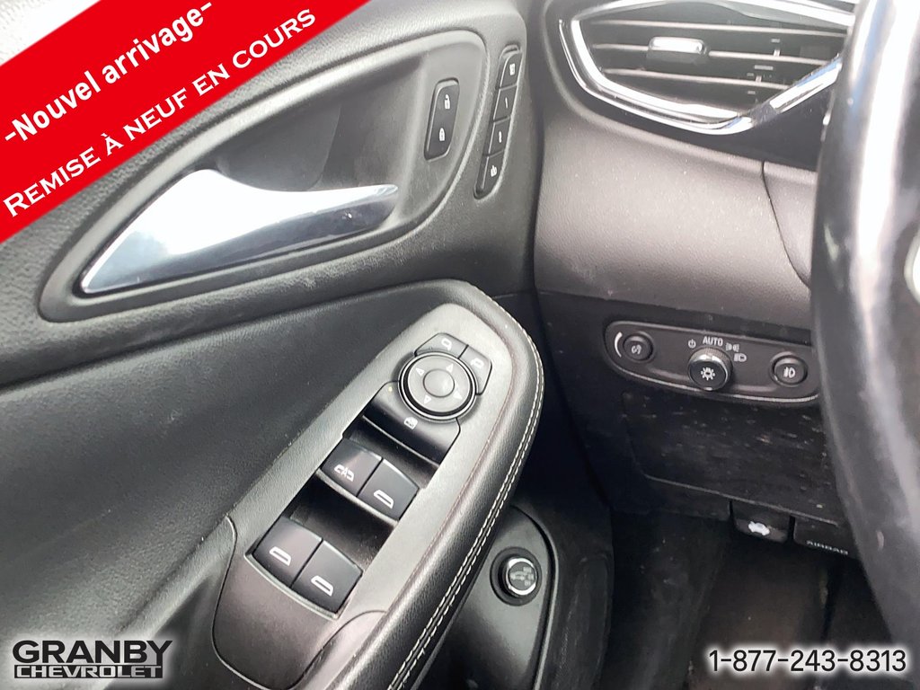 Buick Encore GX  2022 à Granby, Québec - 13 - w1024h768px