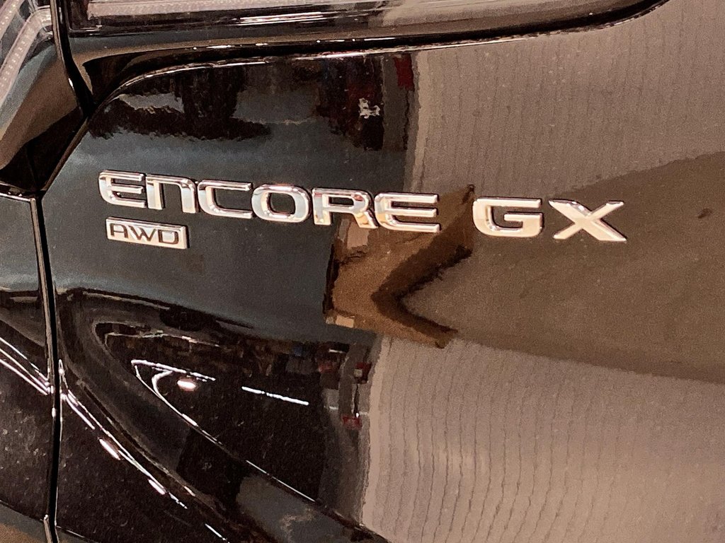 Buick Encore GX  2024 à Granby, Québec - 13 - w1024h768px