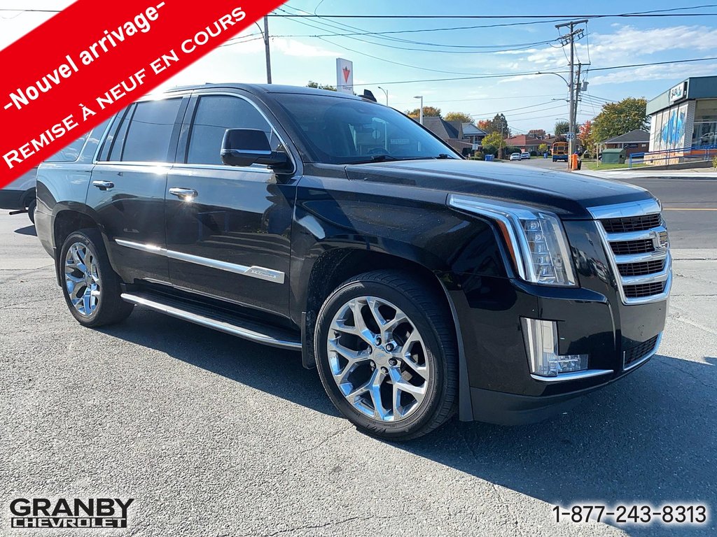 Cadillac Escalade Luxury Collection 2016 à Granby, Québec - 3 - w1024h768px