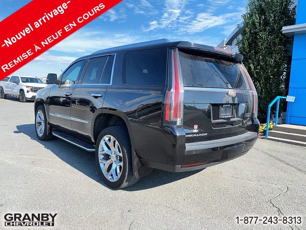 Cadillac Escalade Luxury Collection 2016 à Granby, Québec - 7 - w1024h768px