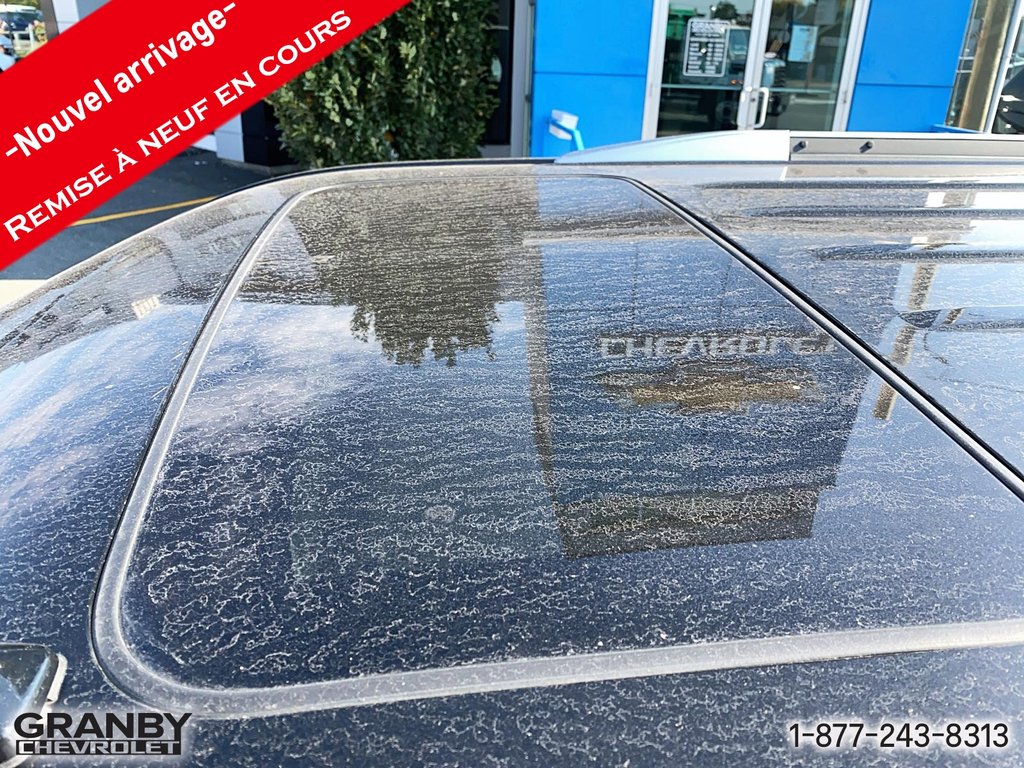 Cadillac Escalade Luxury Collection 2016 à Granby, Québec - 11 - w1024h768px