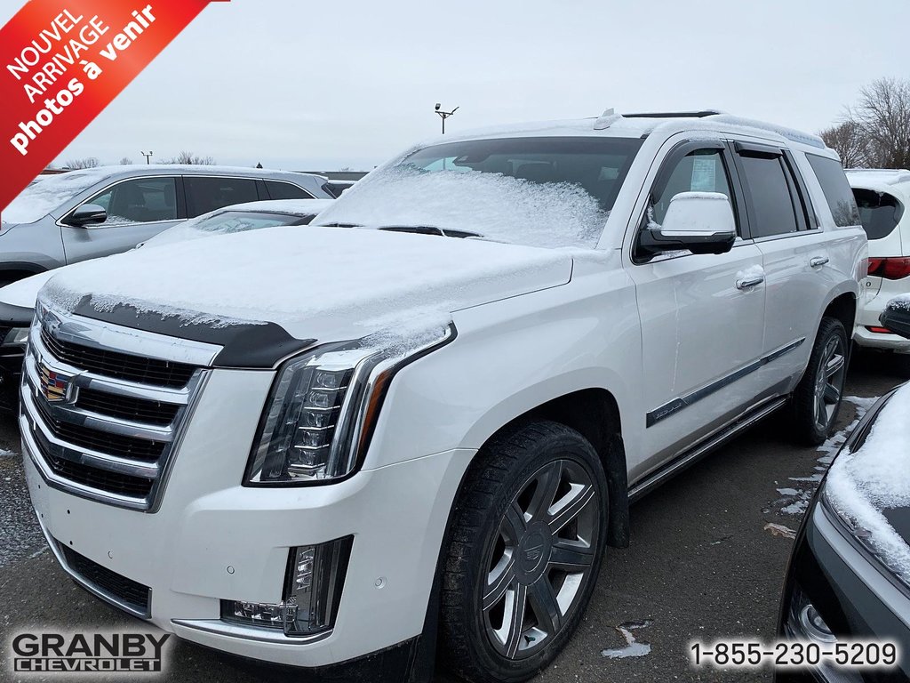 Escalade Premium Luxury 2017 à Granby, Québec - 1 - w1024h768px