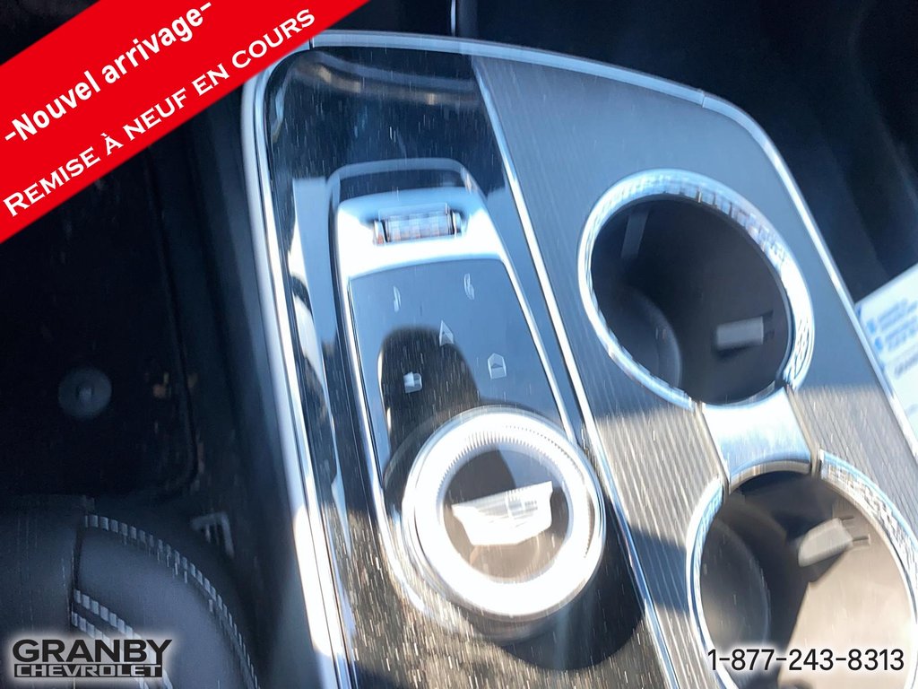 2024 Cadillac LYRIQ in Granby, Quebec - 13 - w1024h768px