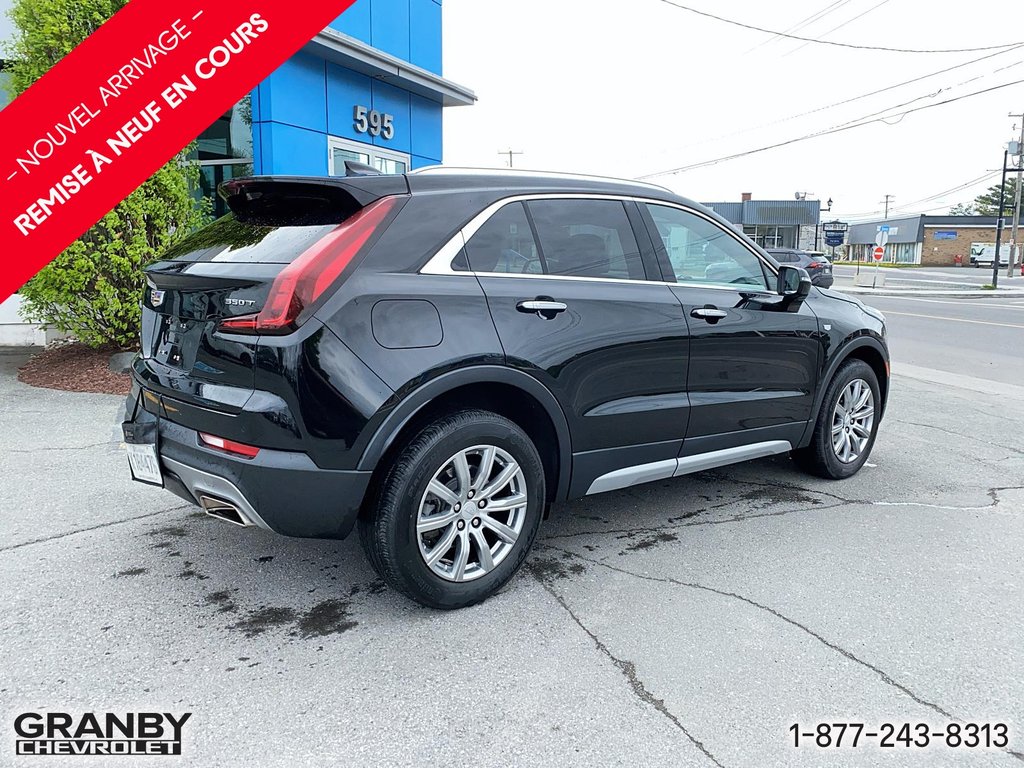 2021 Cadillac XT4 in Granby, Quebec - 5 - w1024h768px