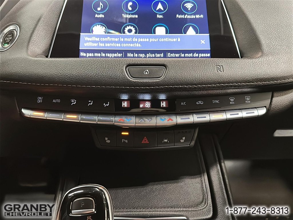 2021 Cadillac XT4 AWD Premium Luxury in Granby, Quebec - 19 - w1024h768px