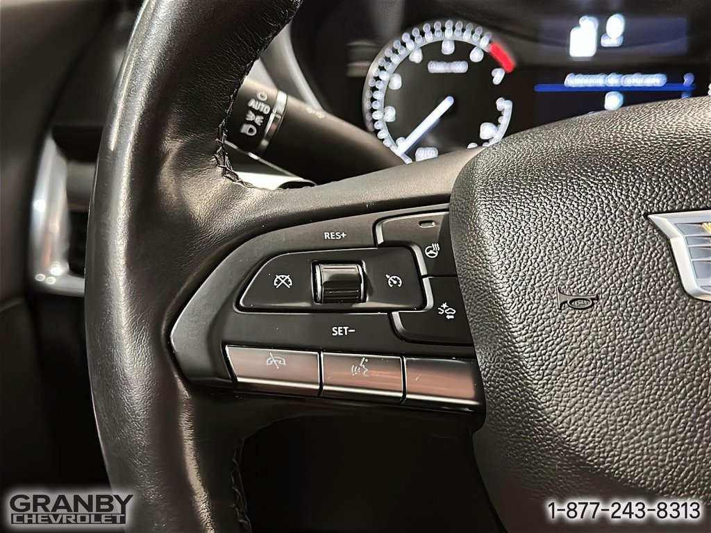 2021 Cadillac XT4 AWD Premium Luxury in Granby, Quebec - 23 - w1024h768px