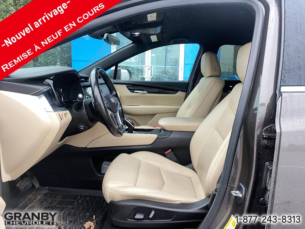 2019 Cadillac XT5 in Granby, Quebec - 10 - w1024h768px