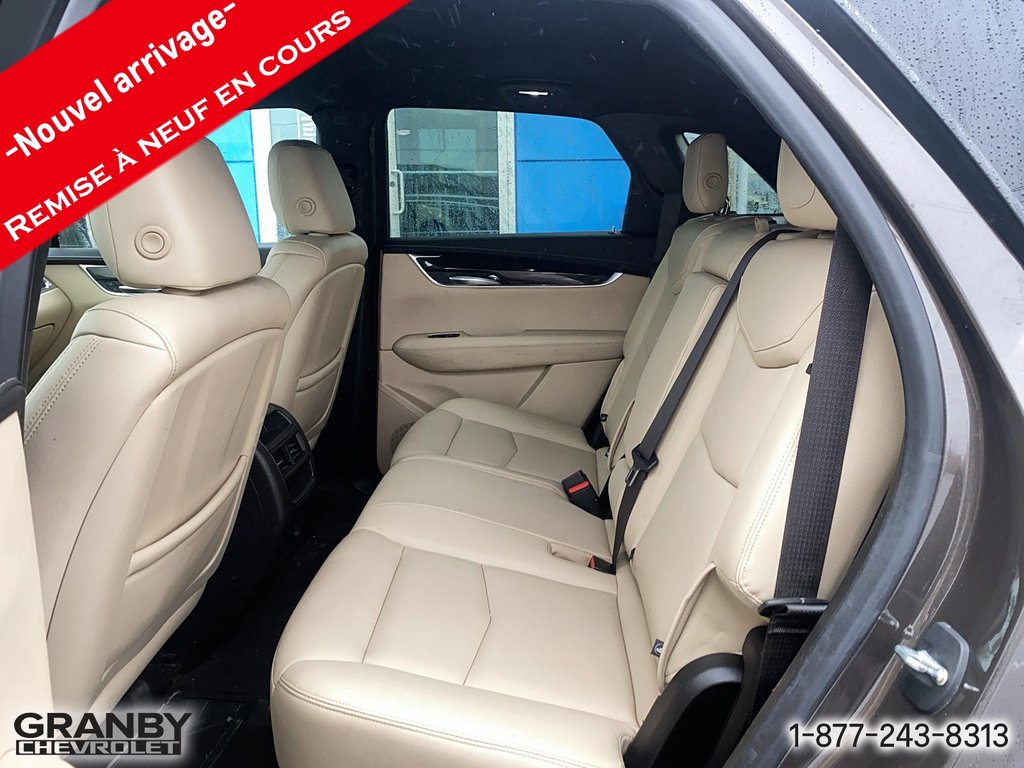 2019 Cadillac XT5 in Granby, Quebec - 8 - w1024h768px
