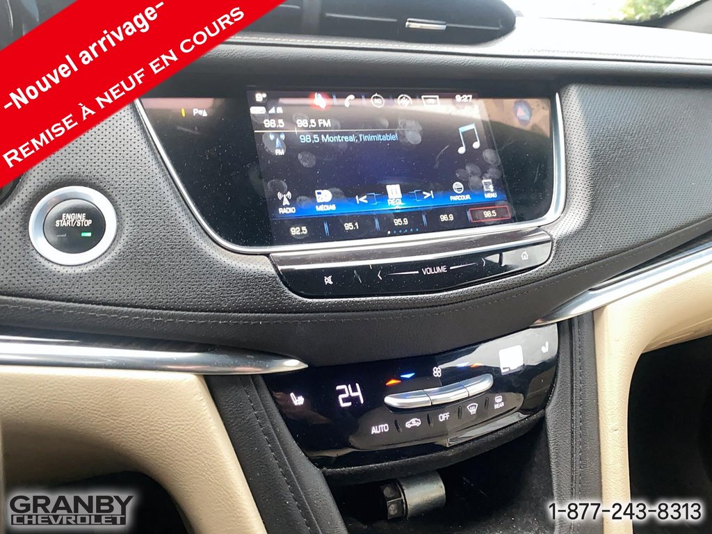 2019 Cadillac XT5 in Granby, Quebec - 13 - w1024h768px