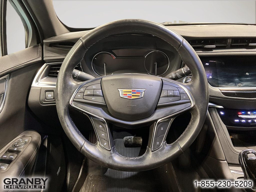 2020 Cadillac XT5 in Granby, Quebec - 10 - w1024h768px