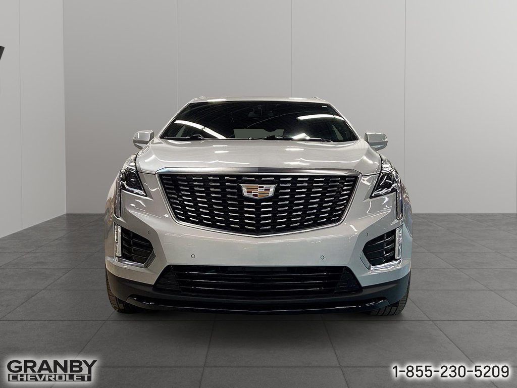 2020 Cadillac XT5 in Granby, Quebec - 2 - w1024h768px