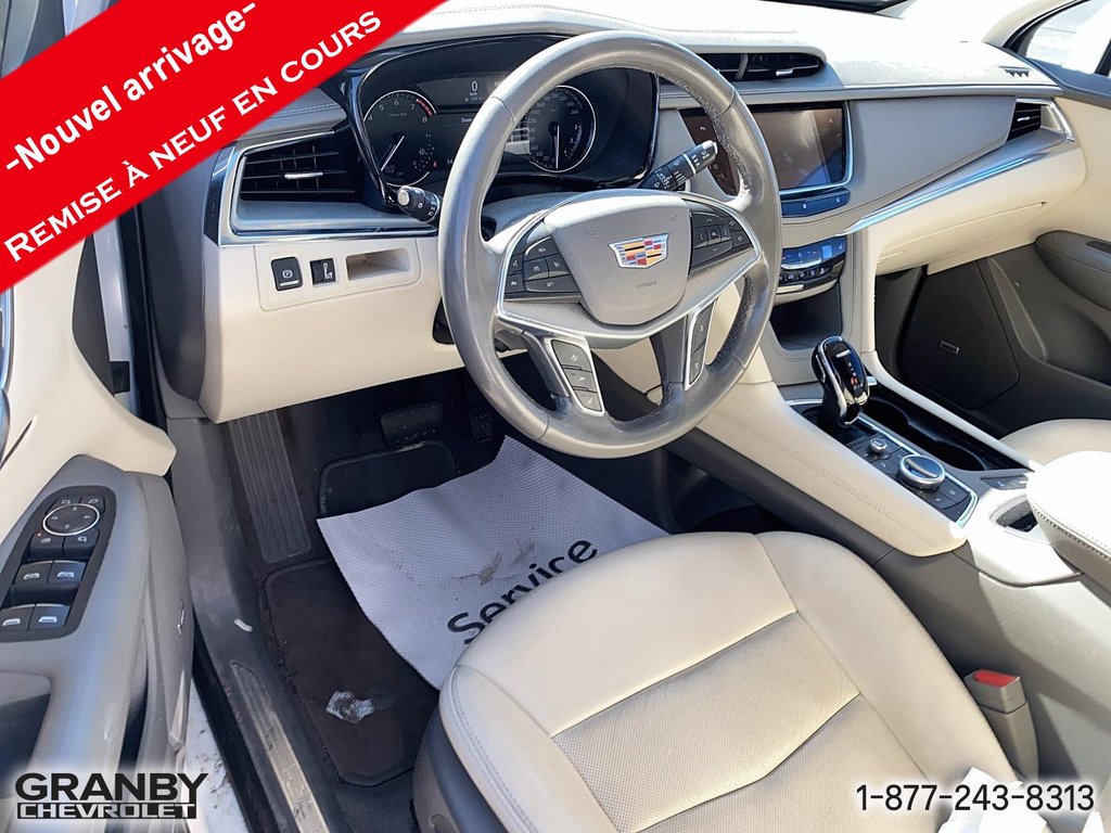 2020 Cadillac XT5 in Granby, Quebec - 12 - w1024h768px