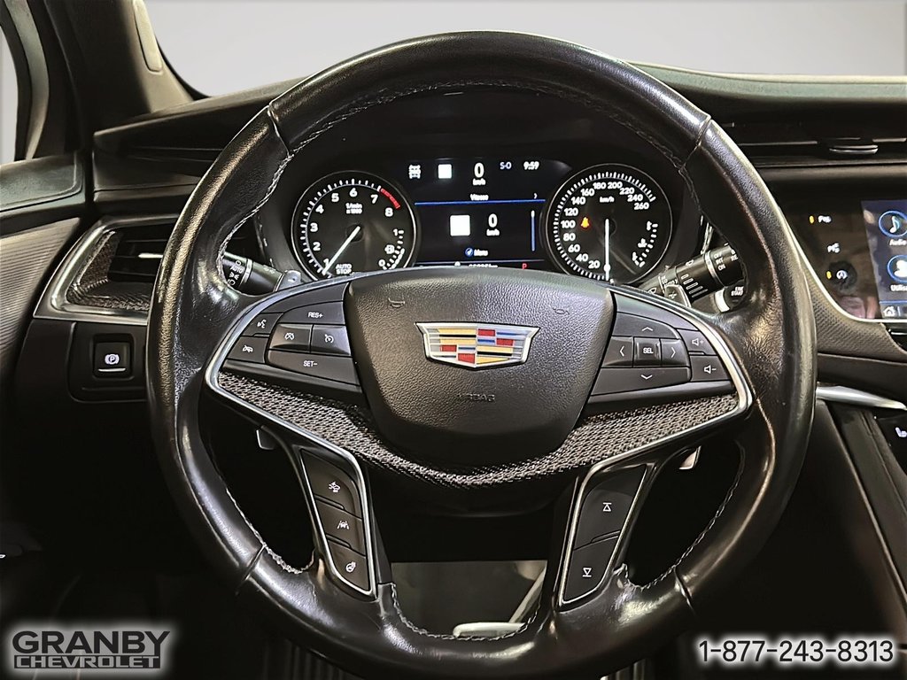 2021 Cadillac XT5 AWD Sport in Granby, Quebec - 16 - w1024h768px
