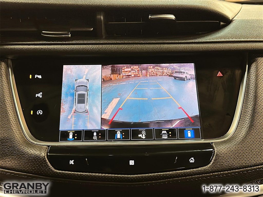 2021 Cadillac XT5 AWD Sport in Granby, Quebec - 23 - w1024h768px