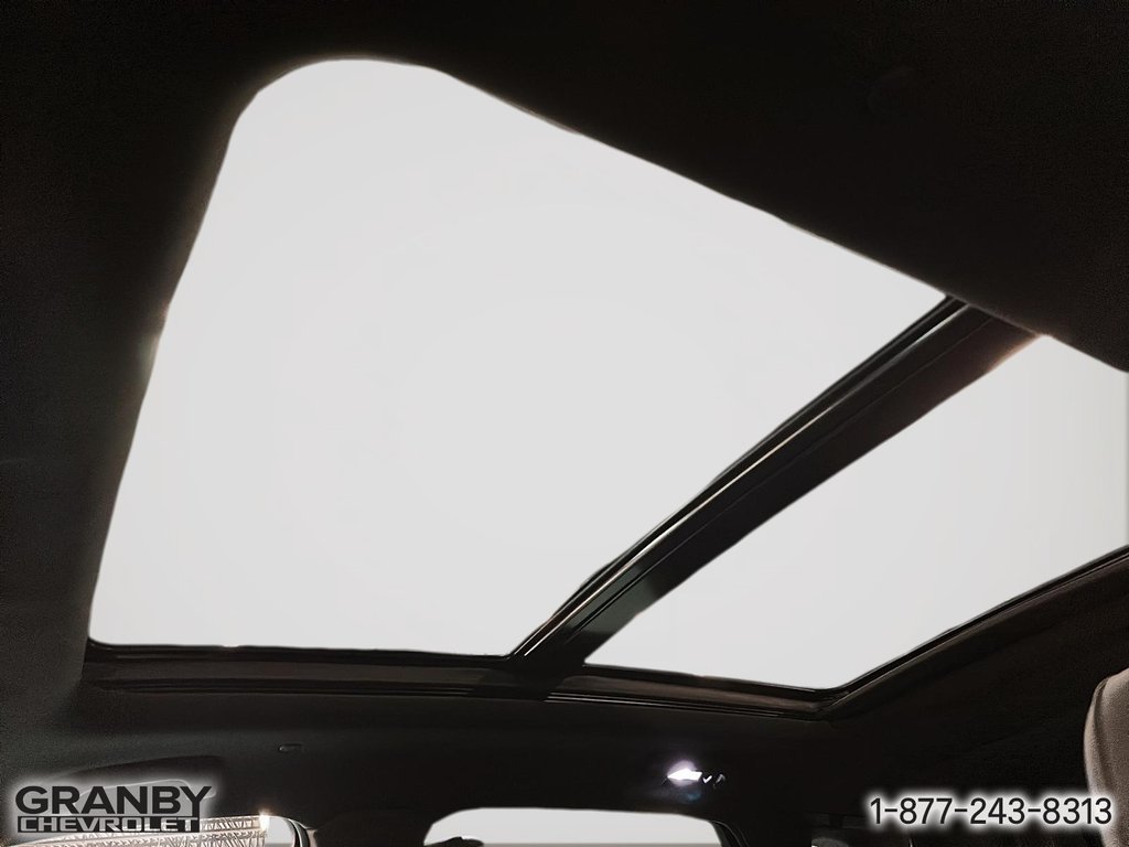 2021 Cadillac XT5 AWD Sport in Granby, Quebec - 22 - w1024h768px