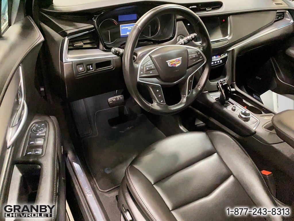 2024 Cadillac XT5 AWD Luxury in Granby, Quebec - 15 - w1024h768px