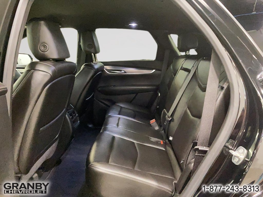 2024 Cadillac XT5 AWD Luxury in Granby, Quebec - 14 - w1024h768px