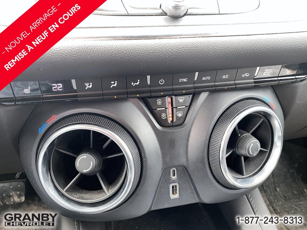 Chevrolet Blazer  2020 à Granby, Québec - 11 - w1024h768px