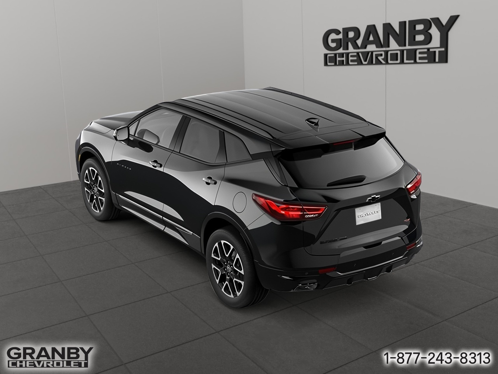 2025 Chevrolet Blazer in Granby, Quebec - 3 - w1024h768px