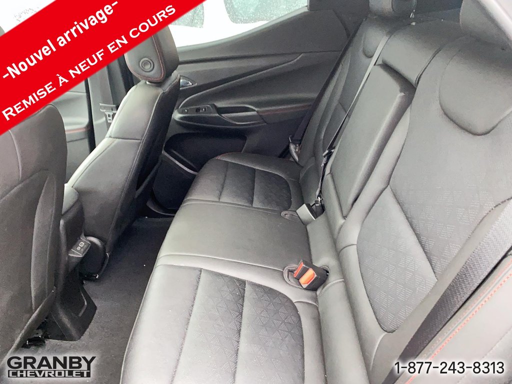 2023 Chevrolet Bolt EUV Premier in Granby, Quebec - 9 - w1024h768px