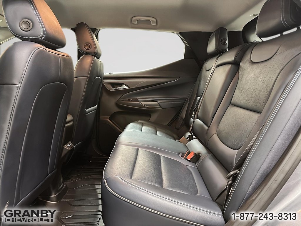 2023 Chevrolet Bolt EUV Premier in Granby, Quebec - 13 - w1024h768px