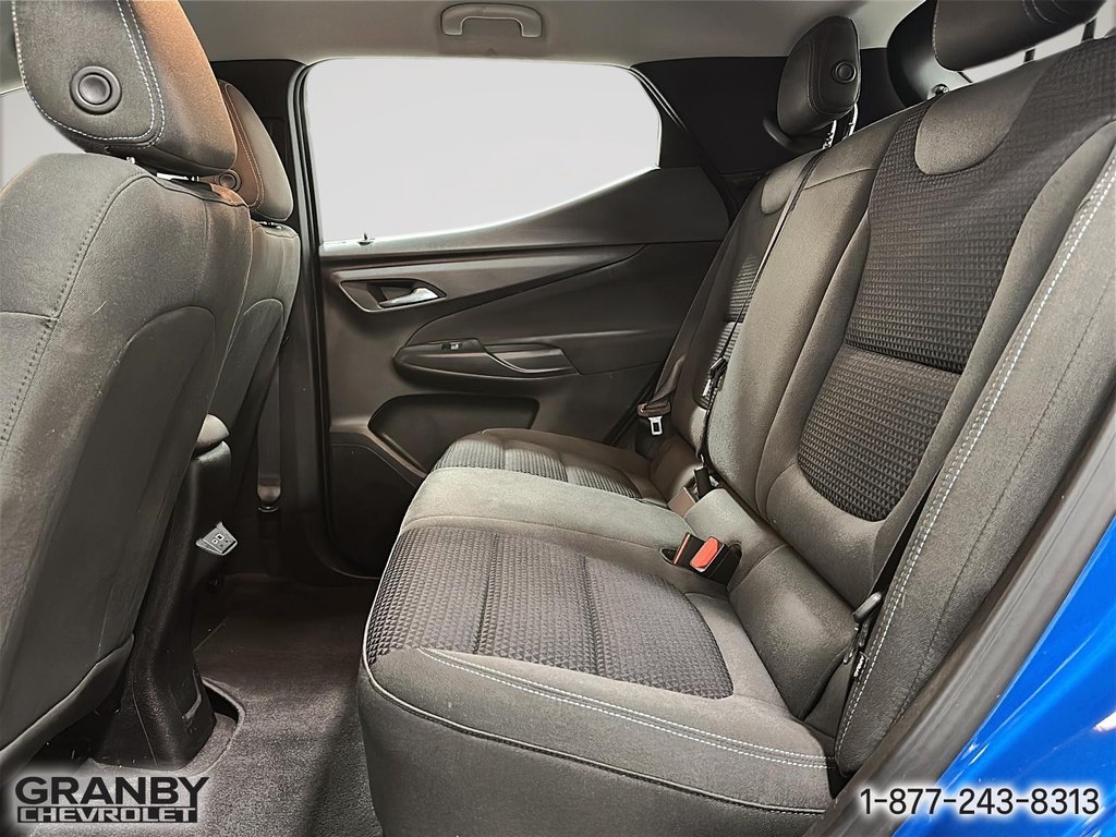 2023 Chevrolet Bolt EUV LT in Granby, Quebec - 13 - w1024h768px