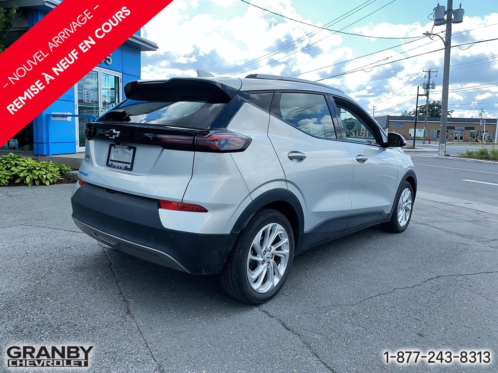 2023 Chevrolet Bolt EUV LT in Granby, Quebec - 5 - w1024h768px