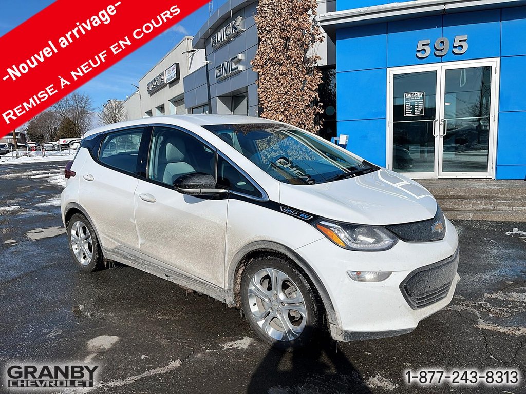 2017 Chevrolet Bolt EV in Granby, Quebec - 2 - w1024h768px