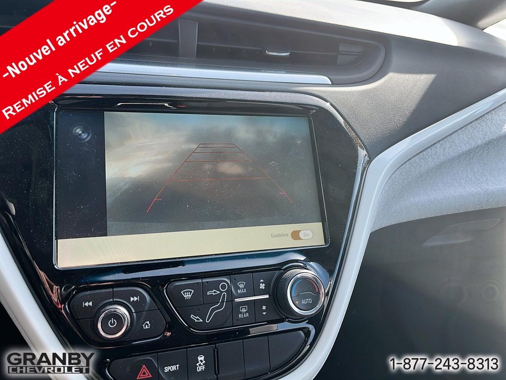 2017 Chevrolet Bolt EV in Granby, Quebec - 11 - w1024h768px