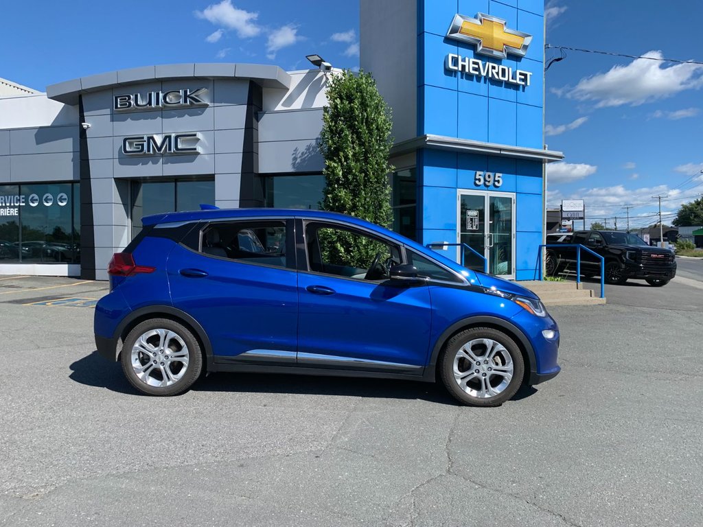 2020 Chevrolet Bolt EV in Granby, Quebec - 1 - w1024h768px