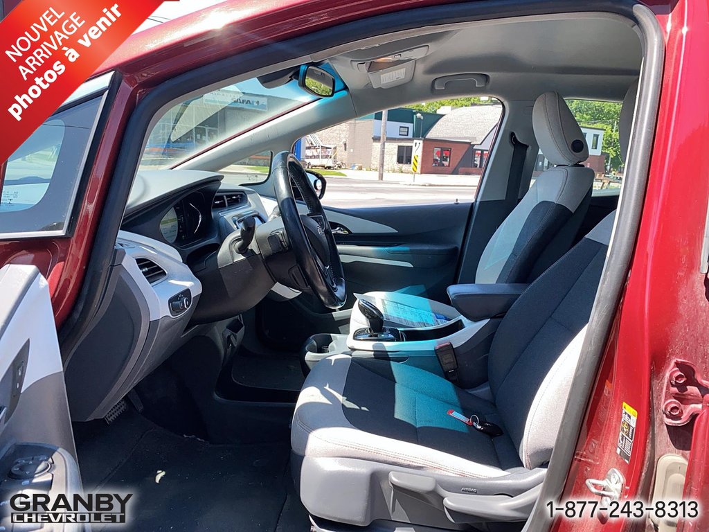 2020 Chevrolet Bolt EV LT in Granby, Quebec - 9 - w1024h768px