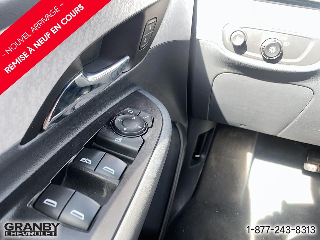 2020 Chevrolet Bolt EV in Granby, Quebec - 7 - w1024h768px