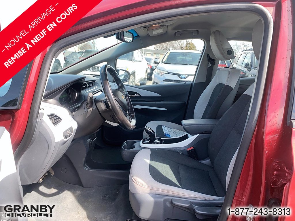 2020 Chevrolet Bolt EV in Granby, Quebec - 4 - w1024h768px