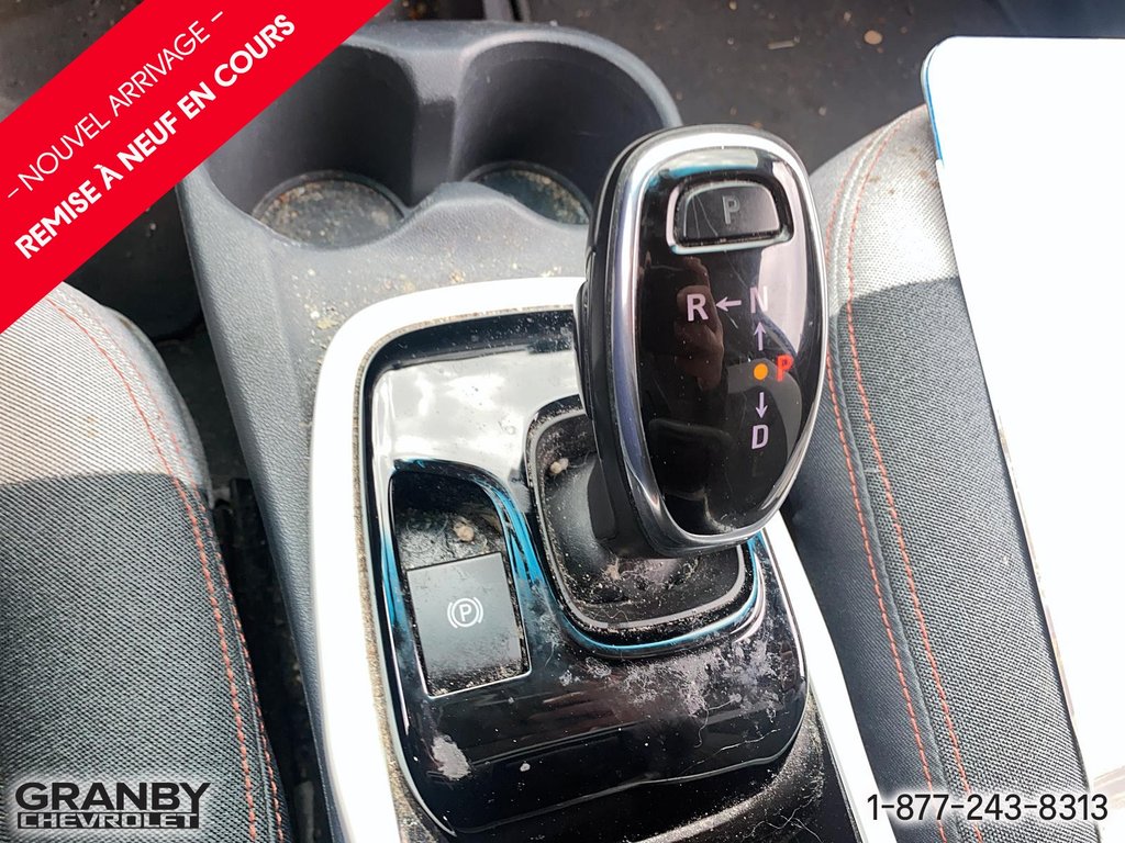 2020 Chevrolet Bolt EV LT in Granby, Quebec - 9 - w1024h768px