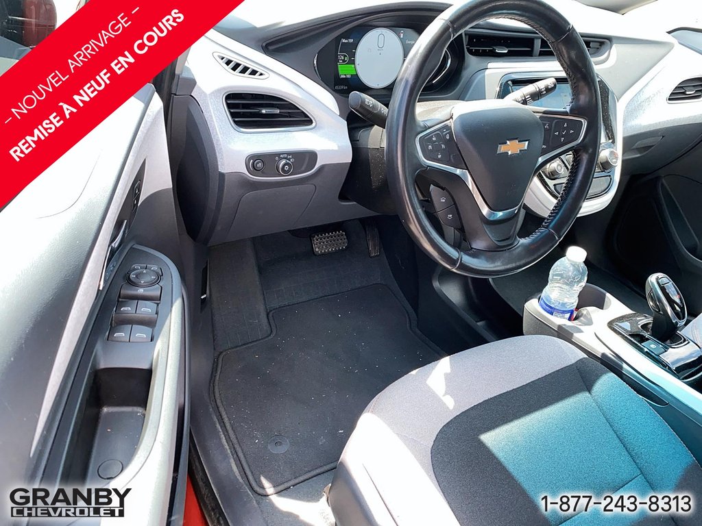 2020 Chevrolet Bolt EV in Granby, Quebec - 9 - w1024h768px