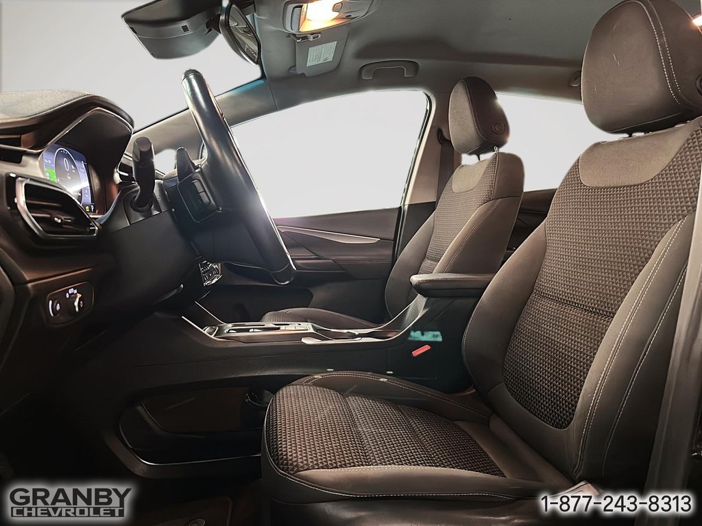 2022 Chevrolet Bolt EV 1LT in Granby, Quebec - 12 - w1024h768px