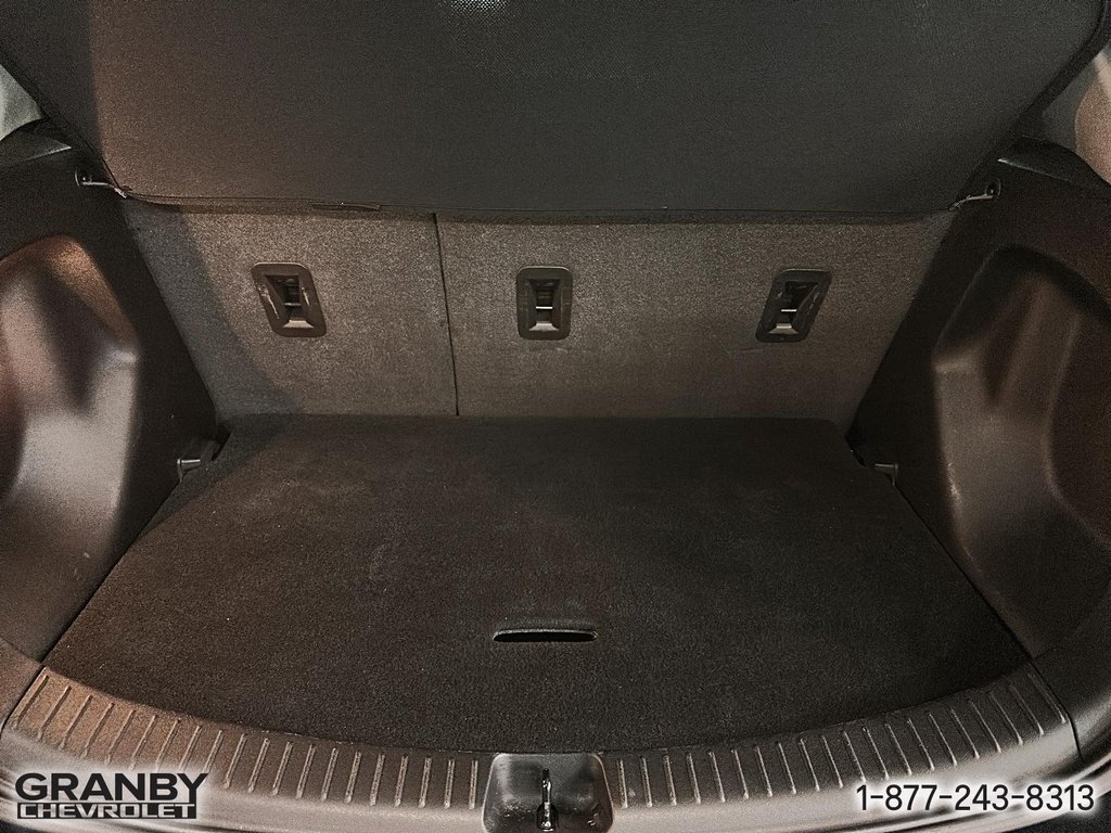 2022 Chevrolet Bolt EV 1LT in Granby, Quebec - 10 - w1024h768px