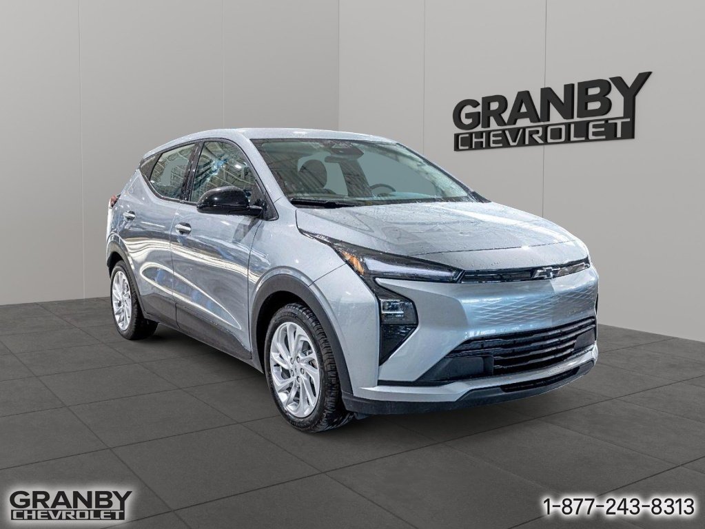 2027 Chevrolet Bolt in Granby, Quebec - 6 - w1024h768px