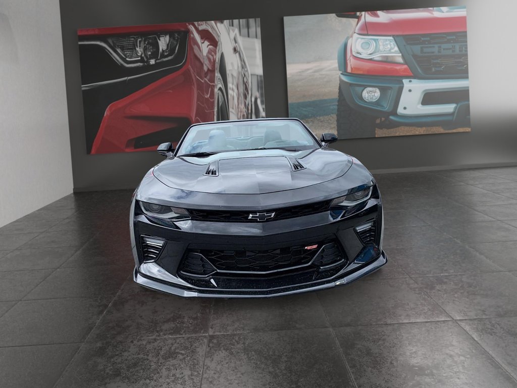 2018 Chevrolet CAMARO CONVERTIBLE 2SS (2SS) in Granby, Quebec - 2 - w1024h768px