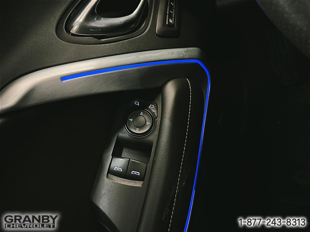 Chevrolet Camaro  2018 à Granby, Québec - 13 - w1024h768px