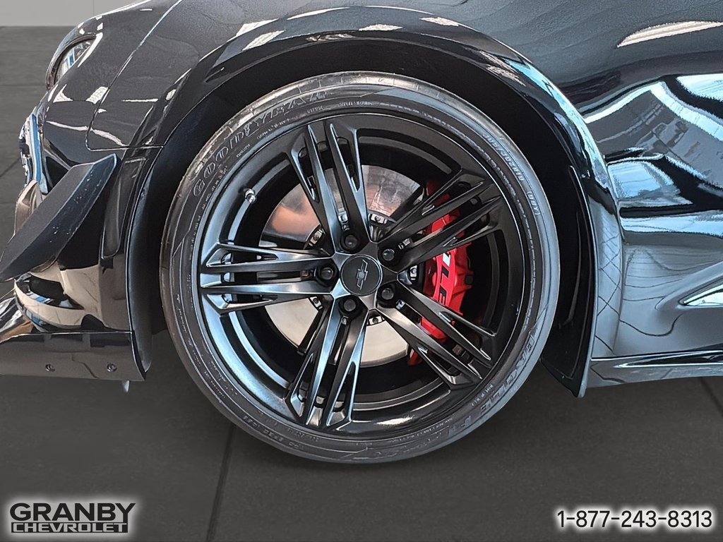 Chevrolet Camaro  2021 à Granby, Québec - 8 - w1024h768px