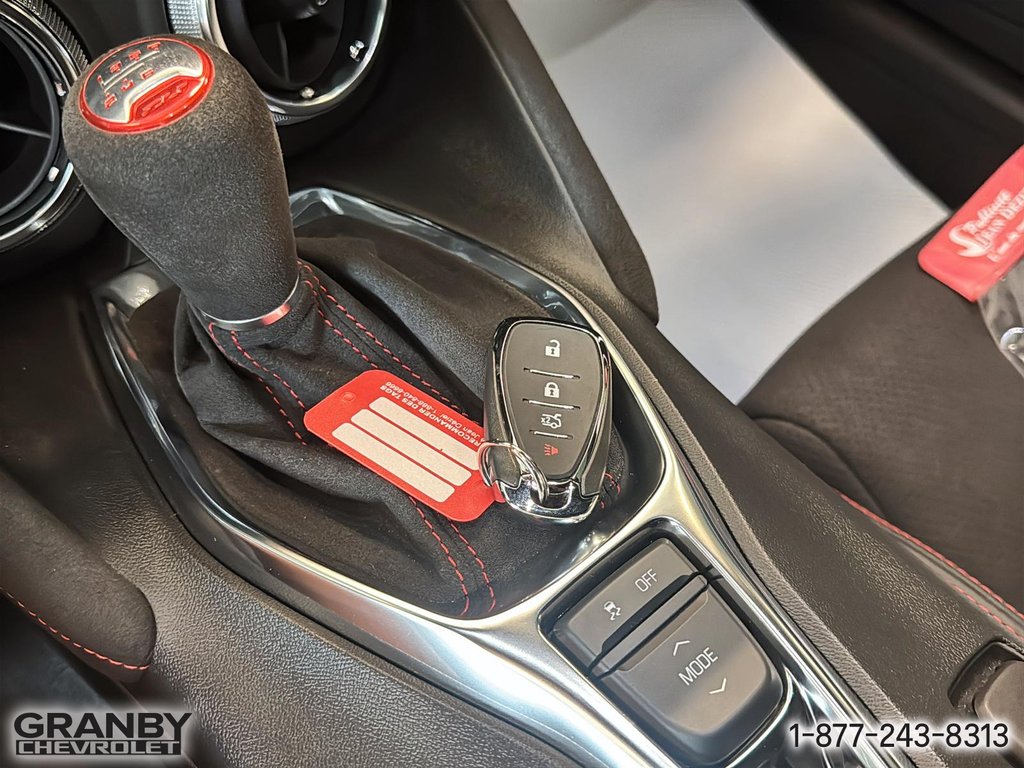 Chevrolet Camaro  2021 à Granby, Québec - 17 - w1024h768px